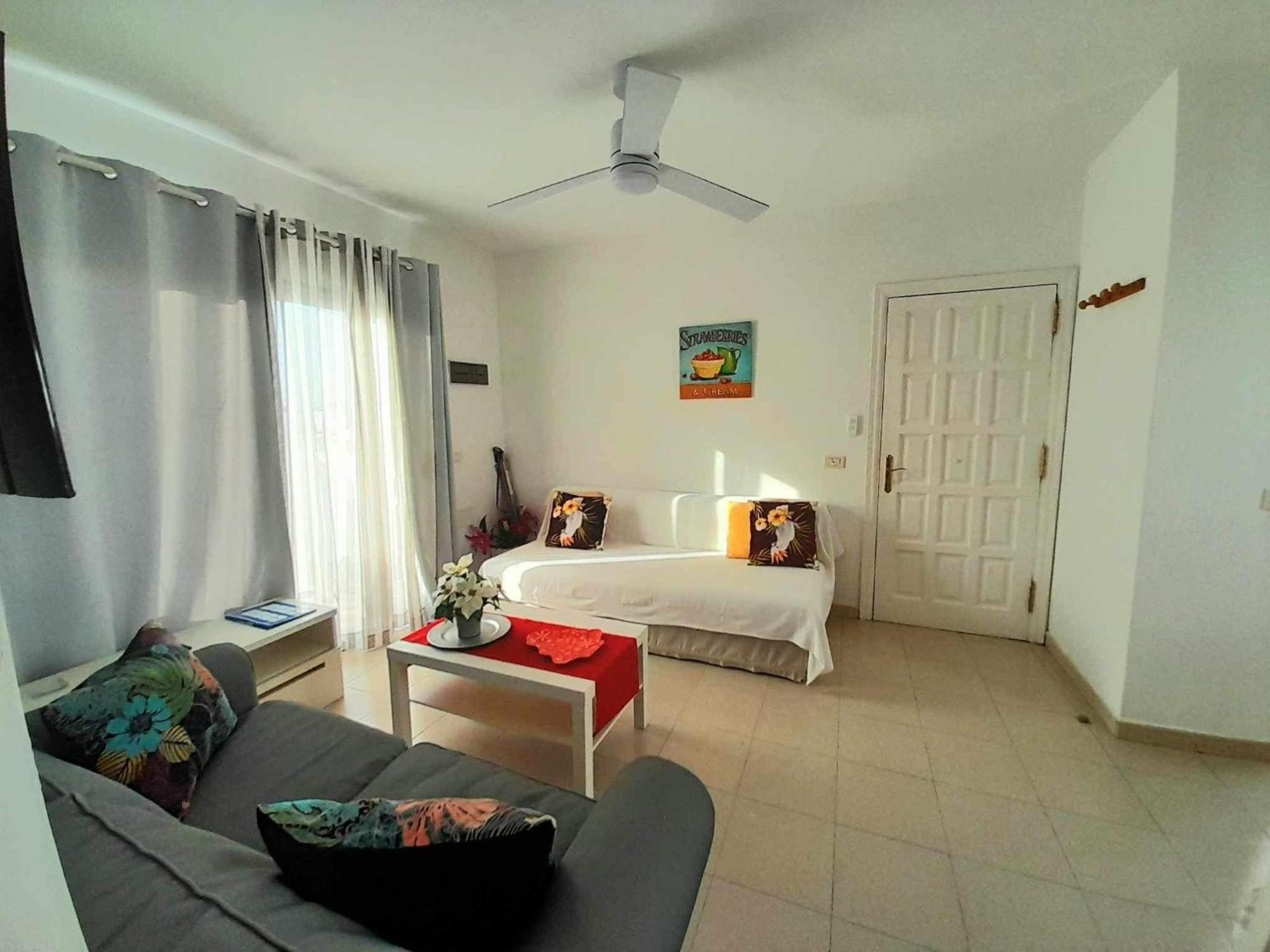Apartment Vincent, Cozy And Sunny Over The Rooftops بويرتو ذيل كارمين المظهر الخارجي الصورة
